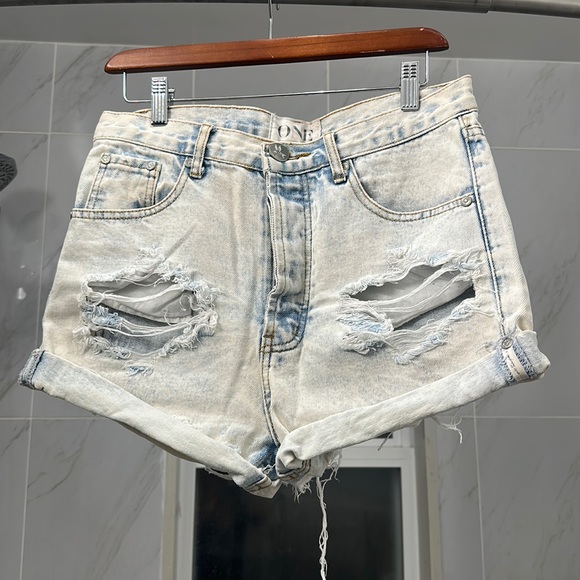 One teaspoon outlaws denim shorts - Picture 1 of 3